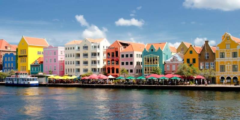 Is Overseas Transport the Best Way to Ship My Car to Curacao?