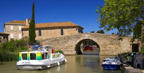 Ship a Boat to France