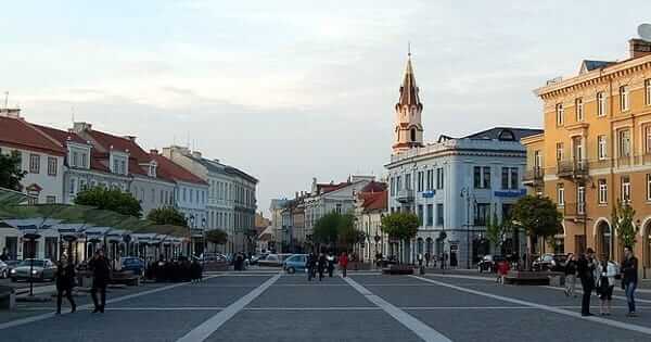 Moving to Lithuania from the UK
