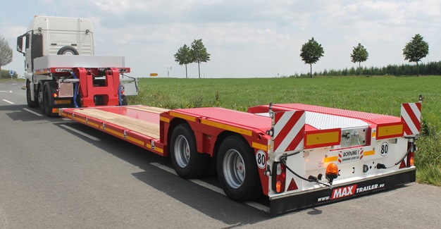 Low Loader Vehicle Transport