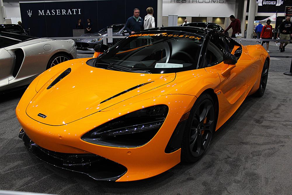 Exotic Cars: McLaren and Pagani 2020 Model Comparison