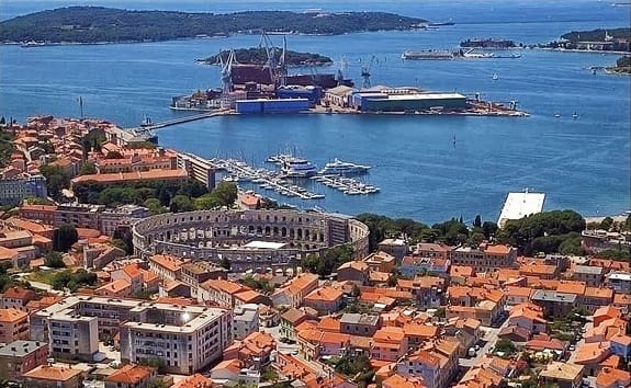 Ship Car To Pula