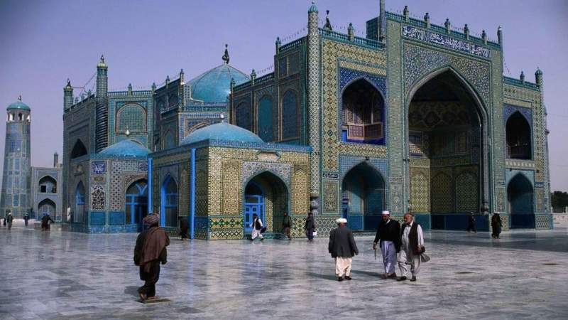 Is Shipping a Car to Afghanistan Easy If I Hire an Overseas Transporter?