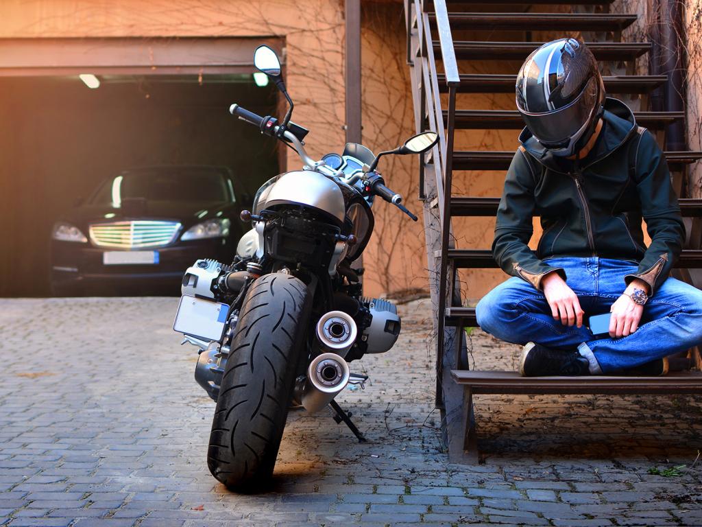 Car and Motorcycle National Transportation Services