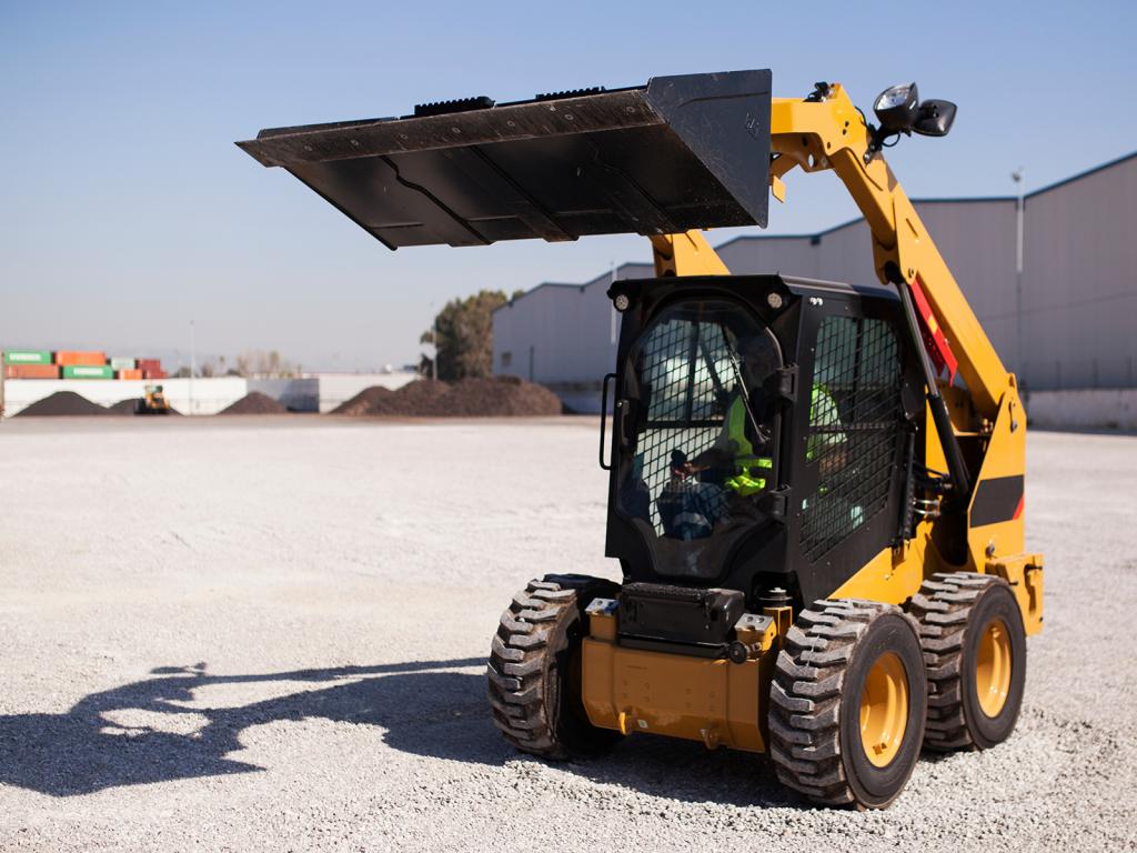 Bobcat Heavy Equipment Shipping & Hauling