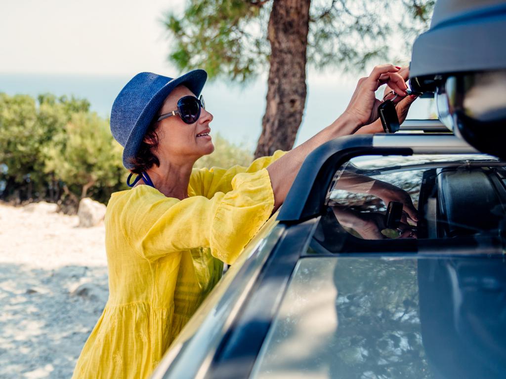 Can I Ship My Vehicle With A Roof Rack?