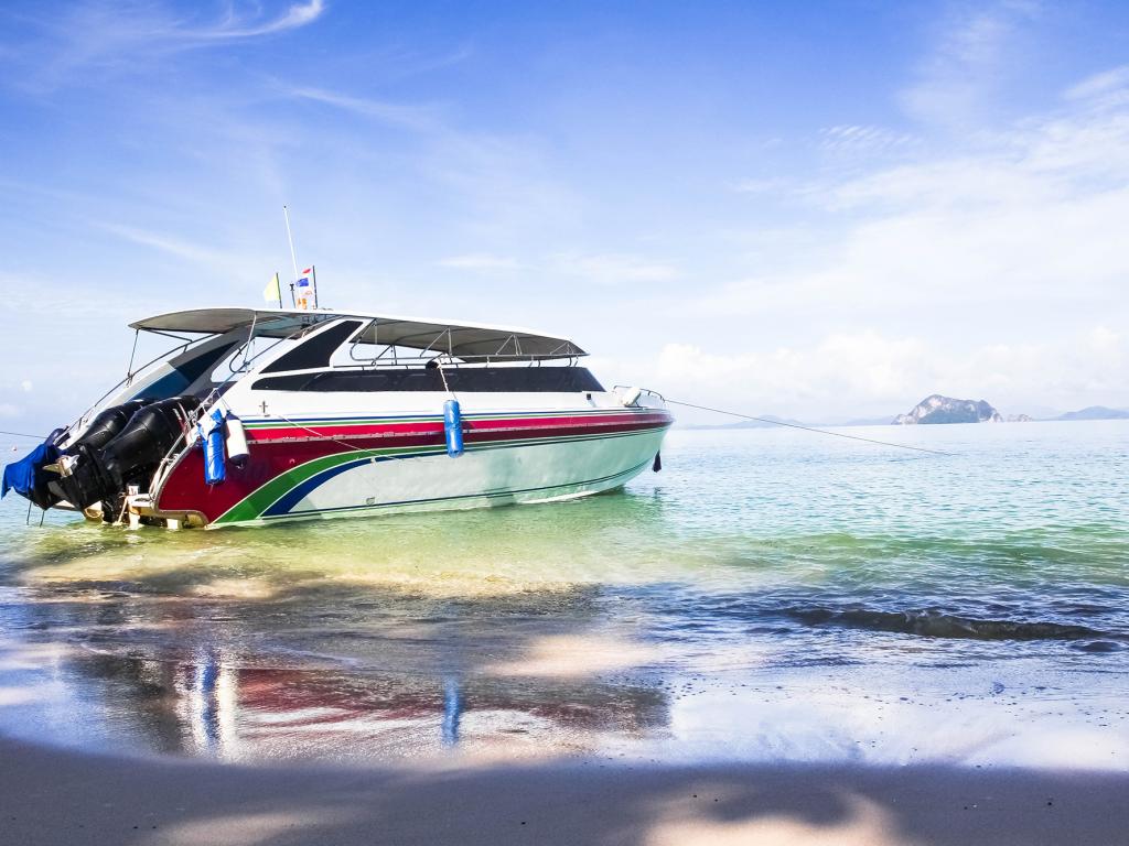 Cheapest Way to Ship a Boat