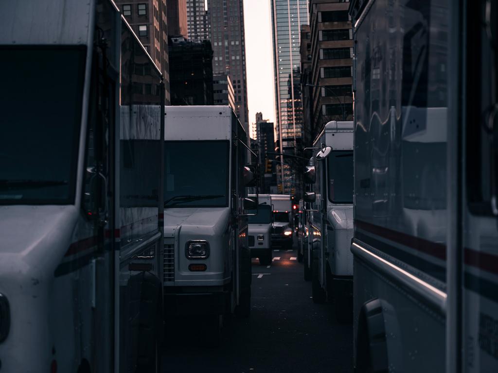 Shipping A Step Van Or Multi-Stop Truck