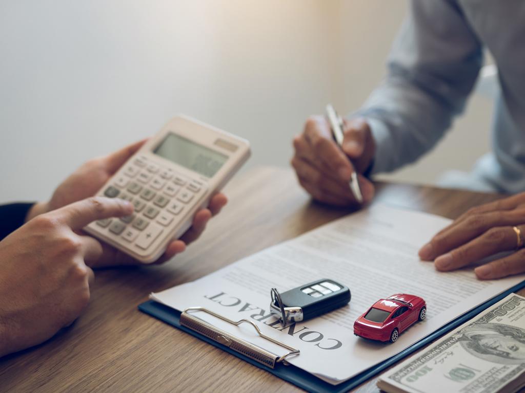 The Benefits of Hiring An Auto Transport Company