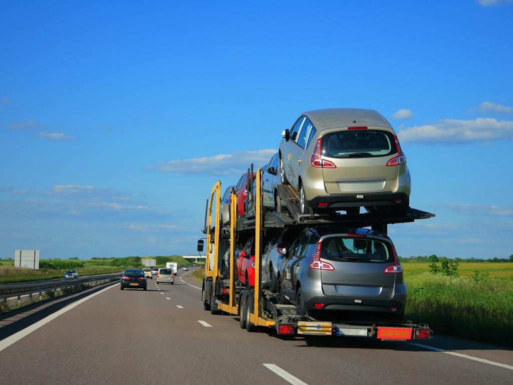 Pricing Factors For Long Distance Vehicle Shipping