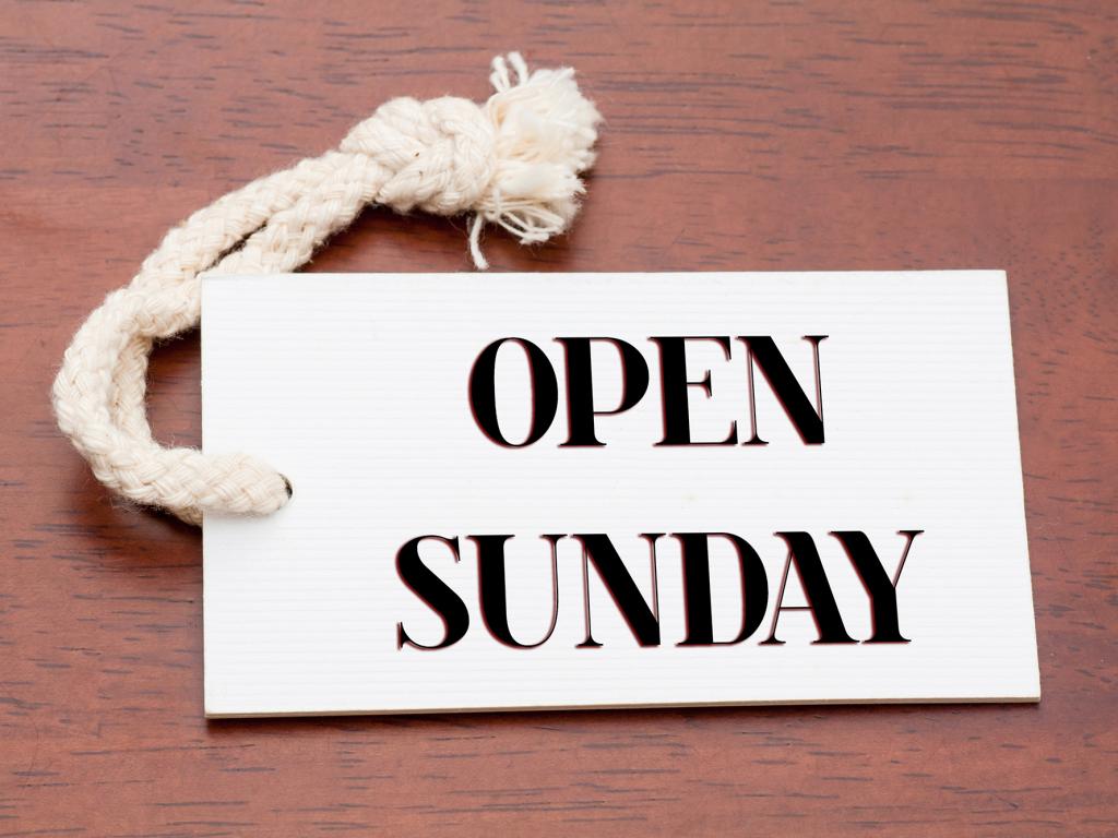 Moving Companies Open on a Sunday