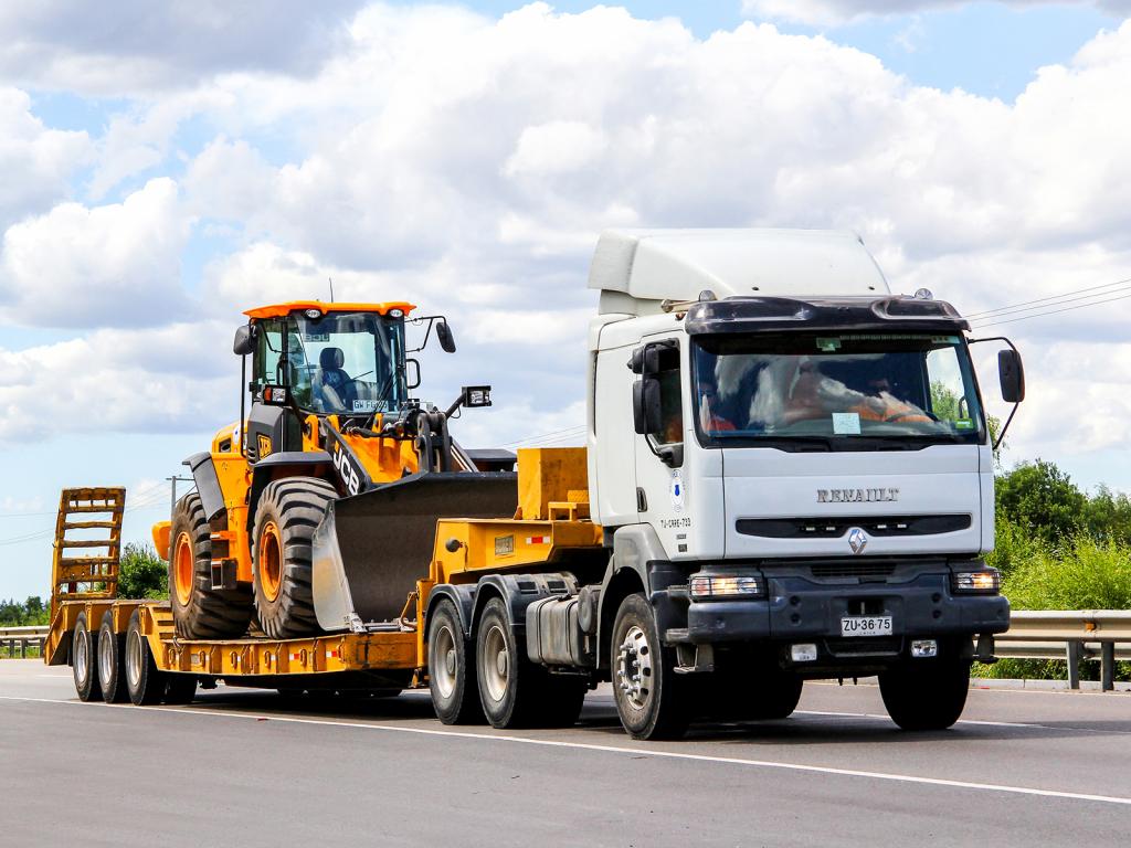Low Loader Vehicle Transport