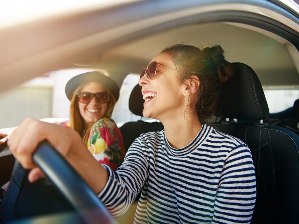 Dos and Don’ts of International Vehicle Shipping: What To Leave – and What To Stow