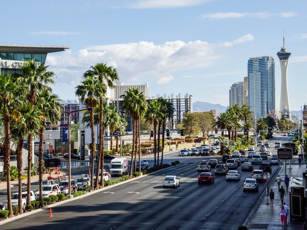 Ship a Car from Los Angeles to Las Vegas