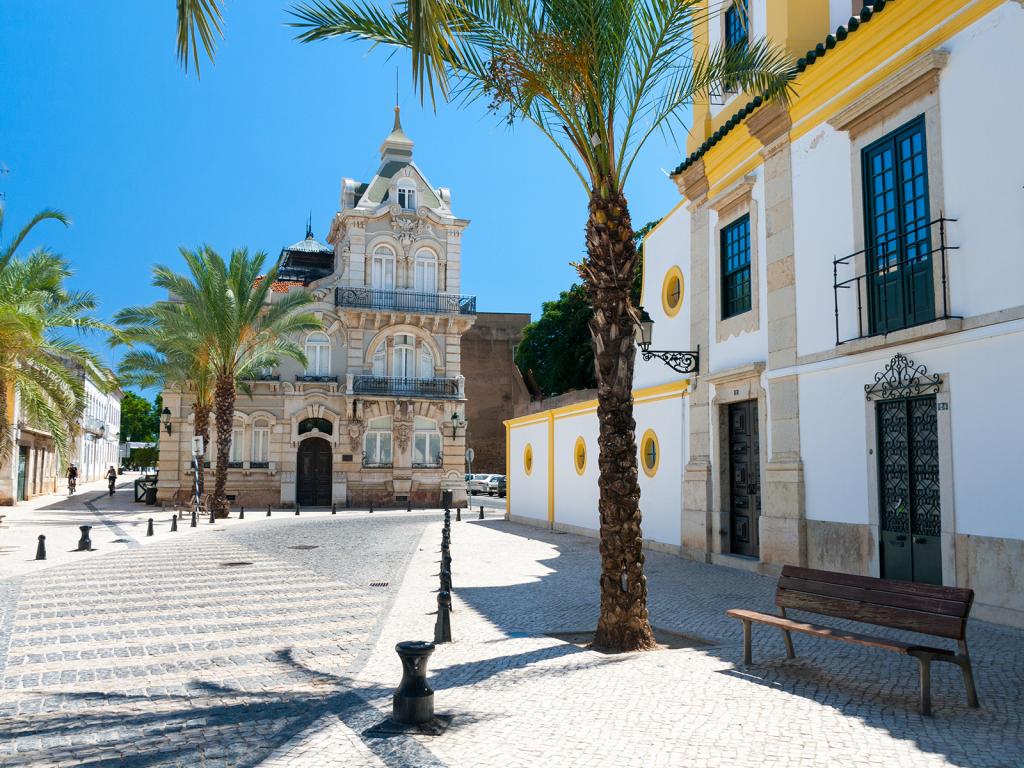 The Cost of Shipping a Car to Portugal - What to Expect
