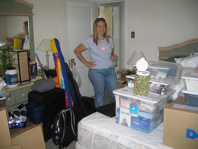 How To Keep Yourself Organized While Unpacking