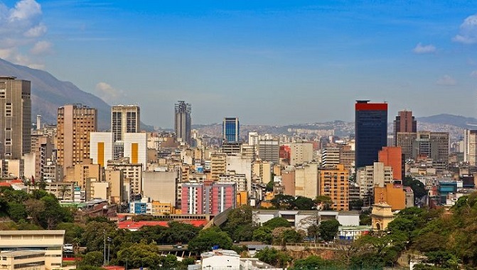 Is It Safe to Use RO/RO Transport for Shipping a Car to Venezuela from Miami?